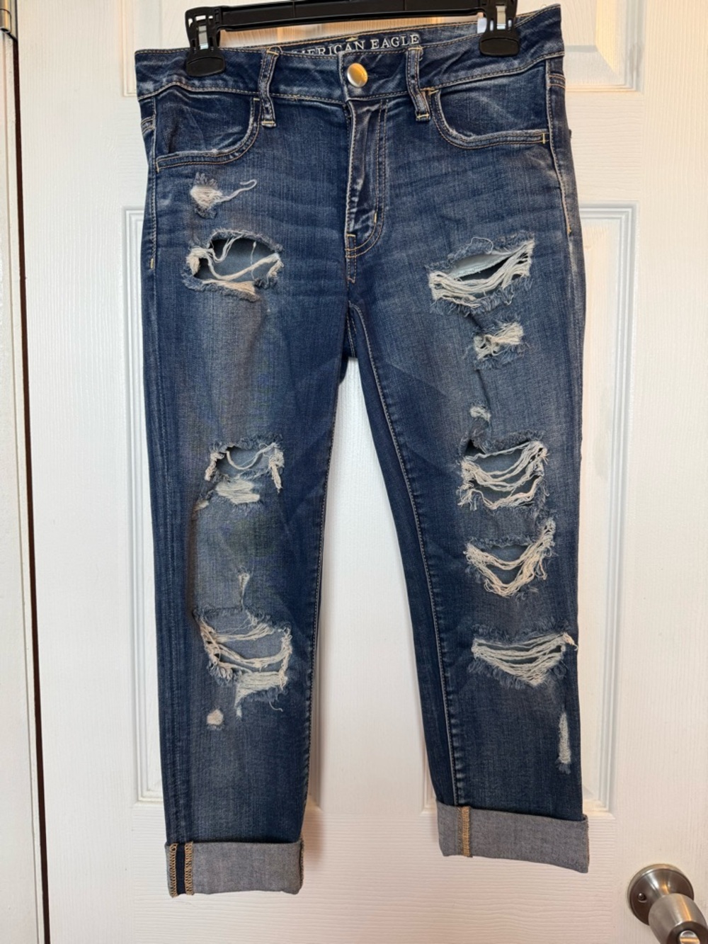 American Eagle Outfitters Dark Blue Distressed Cropped Jeans